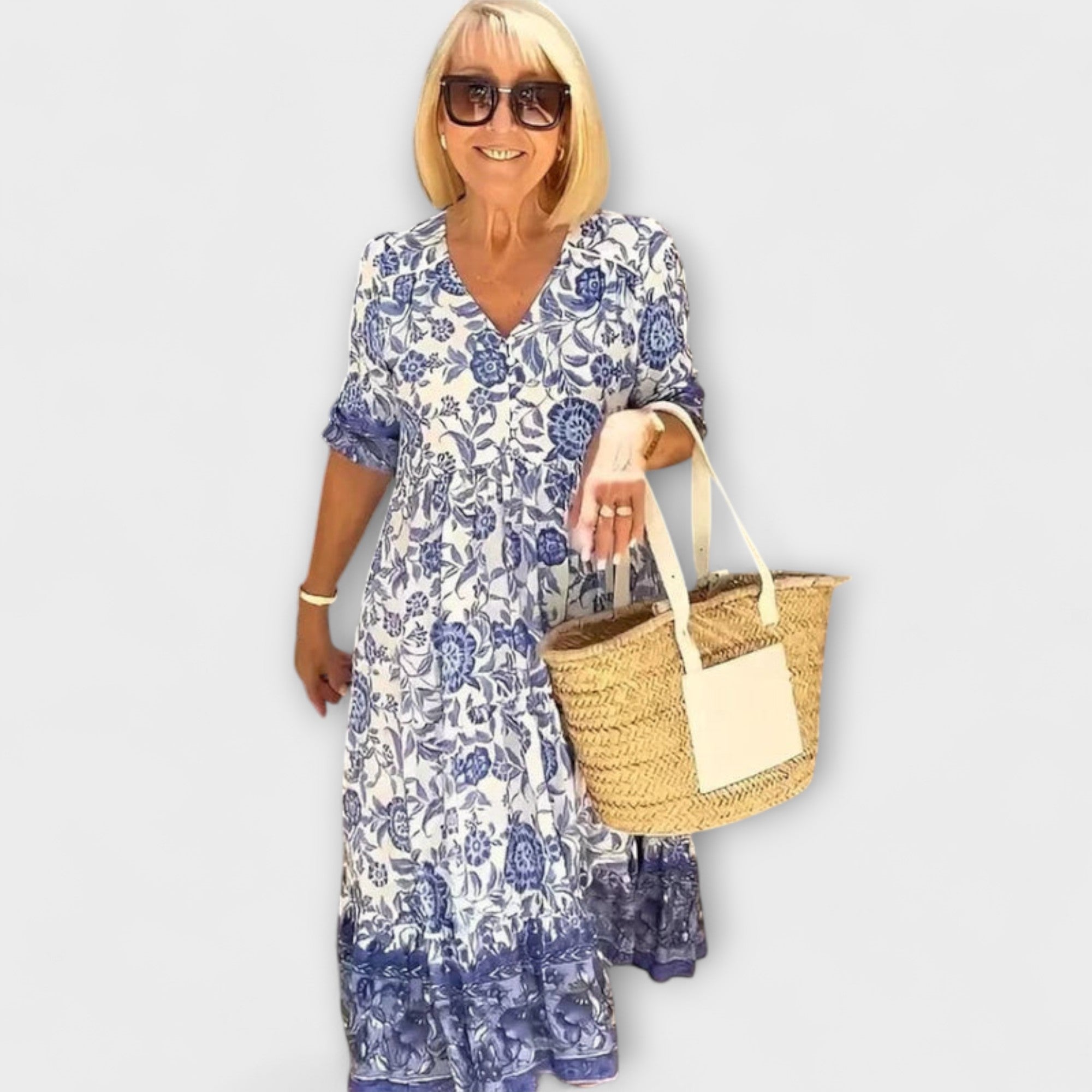 케이틀린 - 우아한 플로럴 드레스와 통기성 있는 디자인