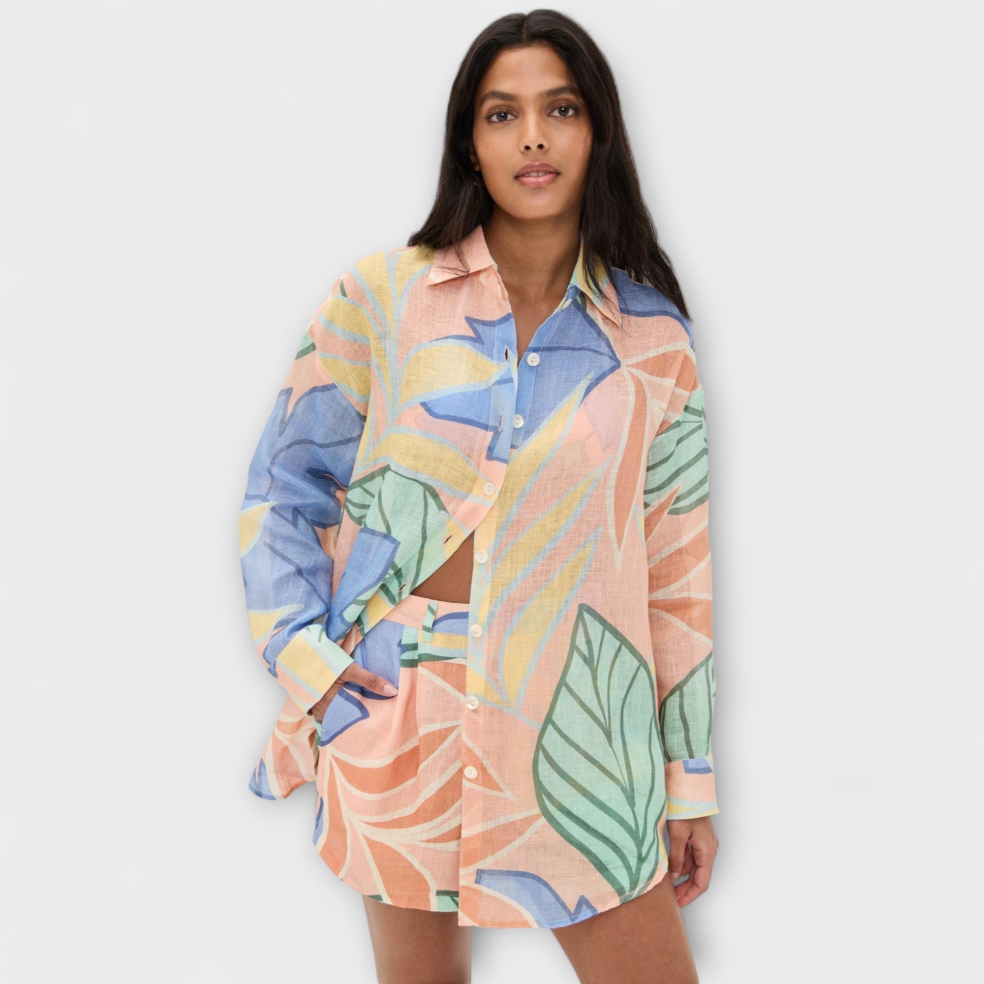 Mary - Conjunto Curto com Estampa de Folhas Tropicais da Playa Boyfriend