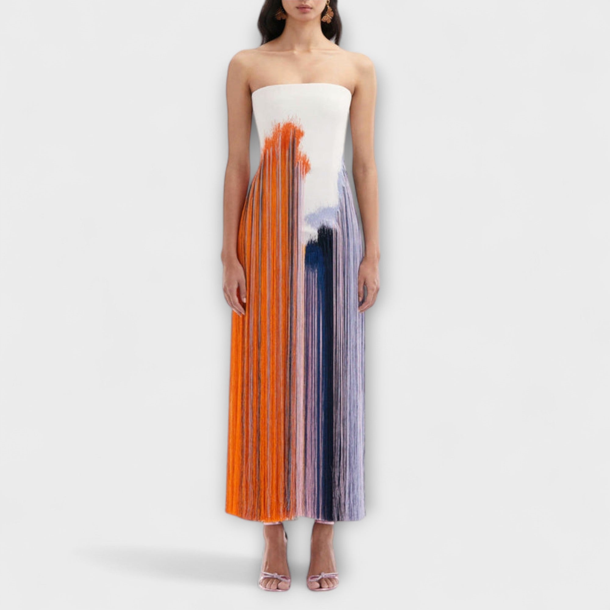 Verão - Vestido Estiloso com Blocos de Cor e Franjas na Moda